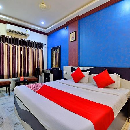 אודייפור Oyo 6541 Hotel Relax Inn מראה חיצוני תמונה