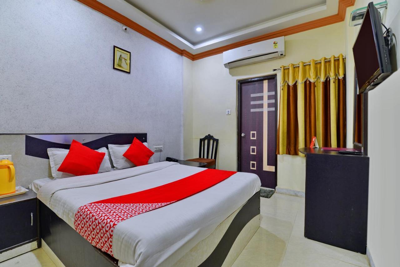אודייפור Oyo 6541 Hotel Relax Inn מראה חיצוני תמונה