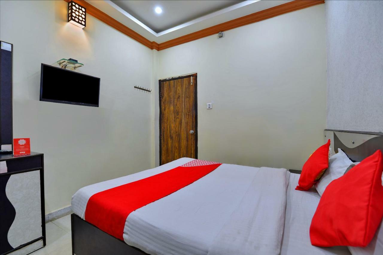 אודייפור Oyo 6541 Hotel Relax Inn מראה חיצוני תמונה